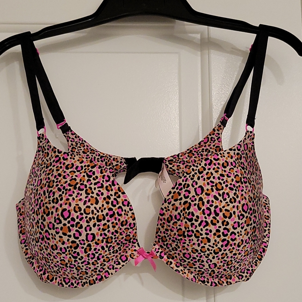 Lightly Used VS Push Up 36D